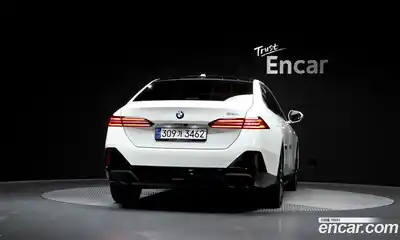 BMW 5 серия 2024 2.0 автомат (гидро), миниатюра 3