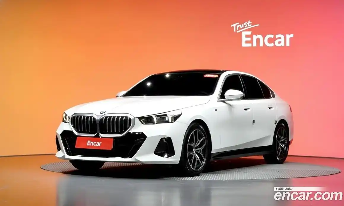 BMW 5 серия 2024 2.0 автомат (гидро), фото 32
