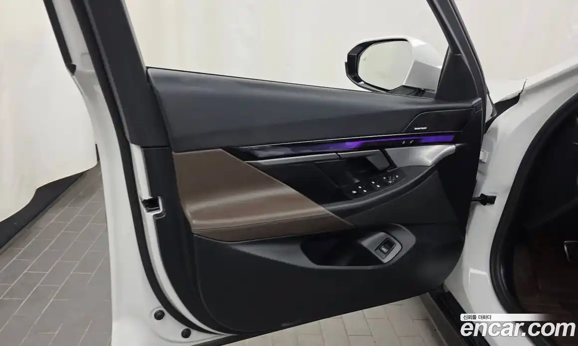 BMW 5 серия 2024 2.0 автомат (гидро), фото 14