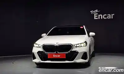 BMW 5 серия 2024 2.0 автомат (гидро), миниатюра 3