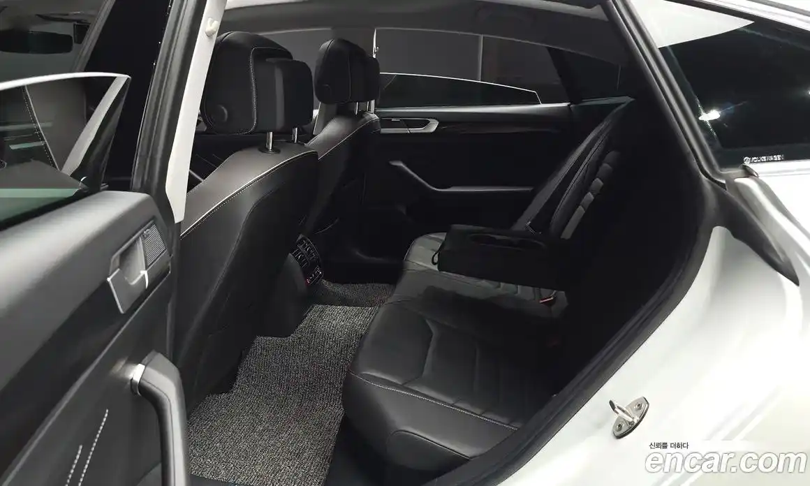 Volkswagen Arteon 2023 2.0 автомат (гидро), фото 15
