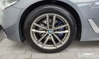 BMW 5 серия 2018 2.0 автомат (гидро), миниатюра 5
