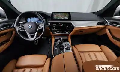 BMW 5 серия 2018 2.0 автомат (гидро), миниатюра 7