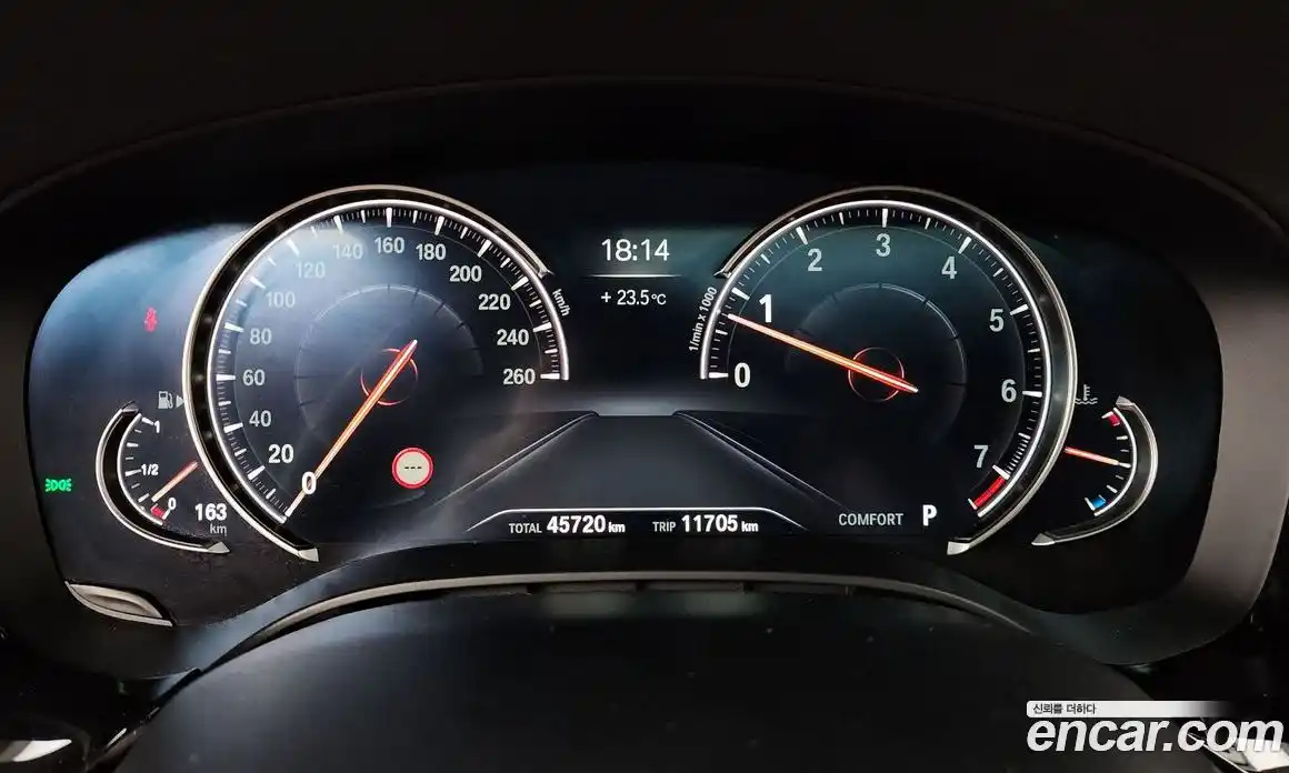 BMW 5 серия 2018 2.0 автомат (гидро), фото 8