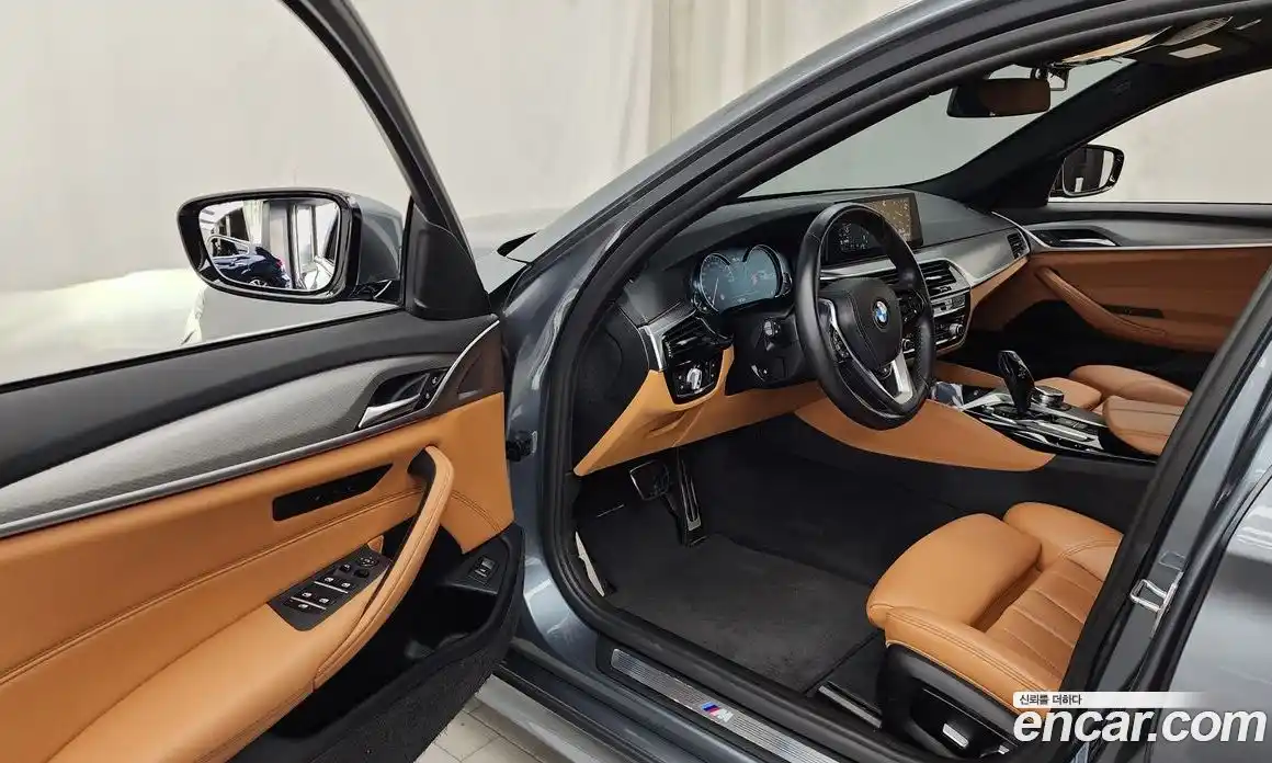 BMW 5 серия 2018 2.0 автомат (гидро), фото 10