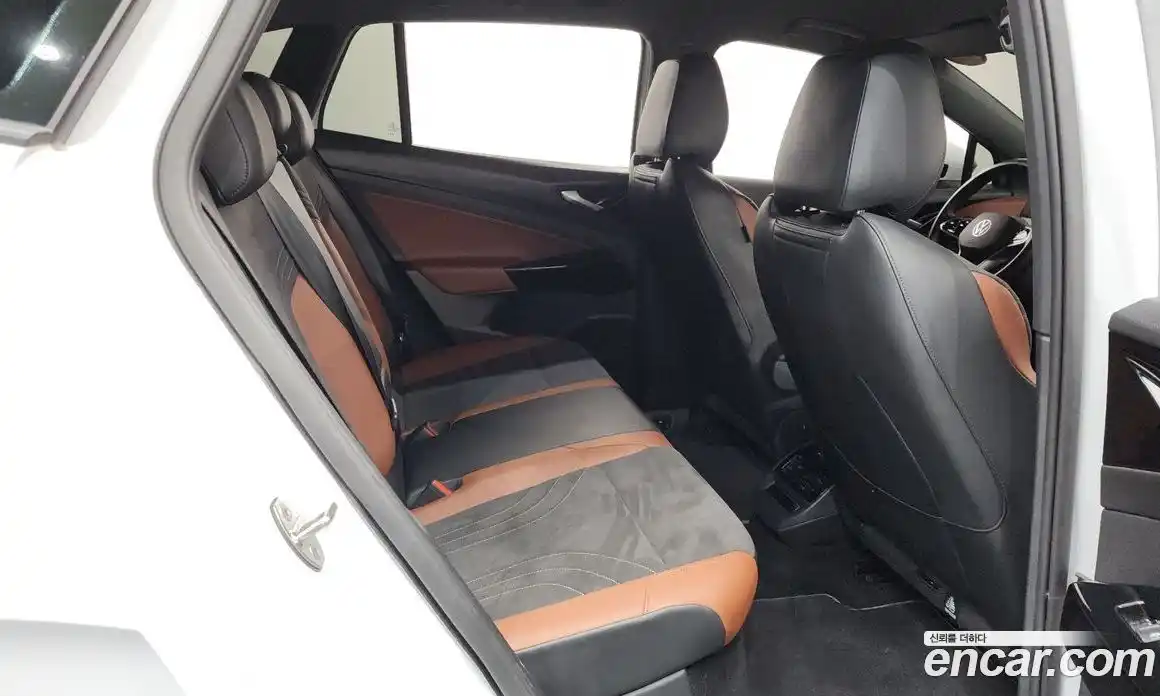 Volkswagen ID.4 2023 0.2 автомат (гидро), фото 12