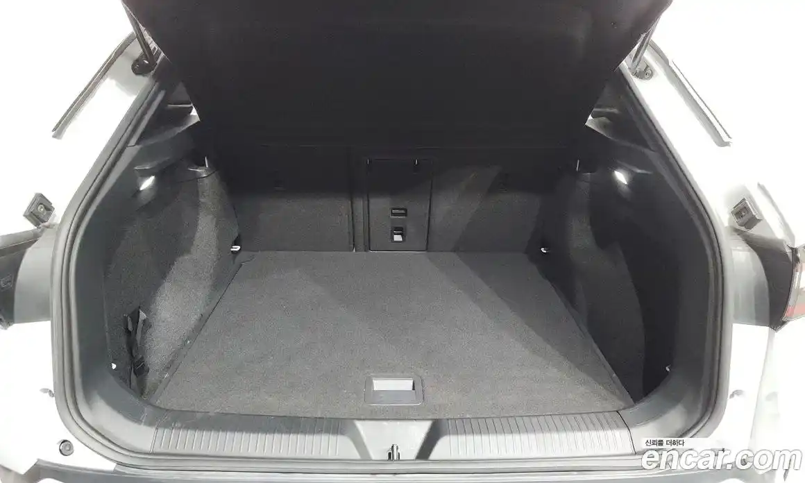 Volkswagen ID.4 2023 0.2 автомат (гидро), фото 18