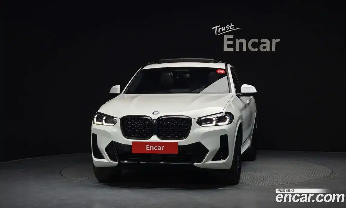 BMW X4 2023 2.0 автомат (гидро), фото 3