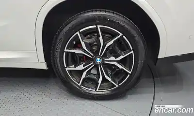 BMW X4 2023 2.0 автомат (гидро), миниатюра 7