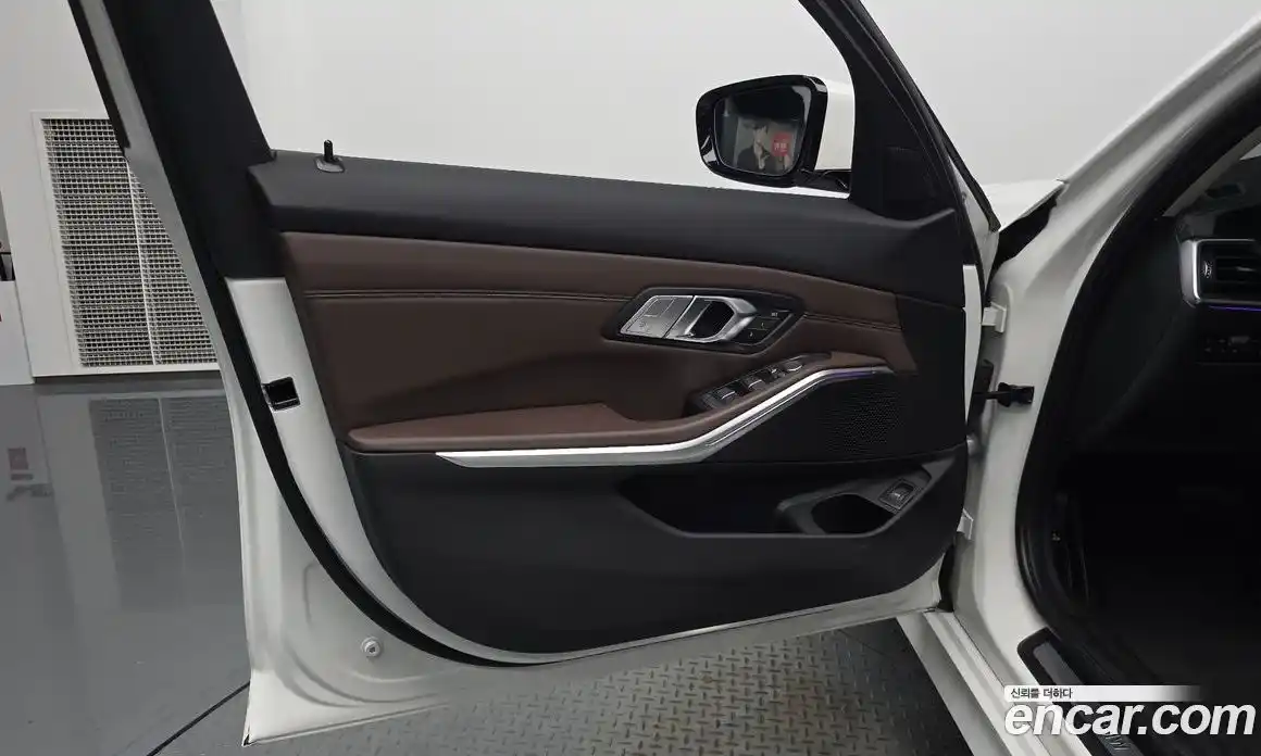 BMW 3 серия 2022 2.0 автомат (гидро), фото 13
