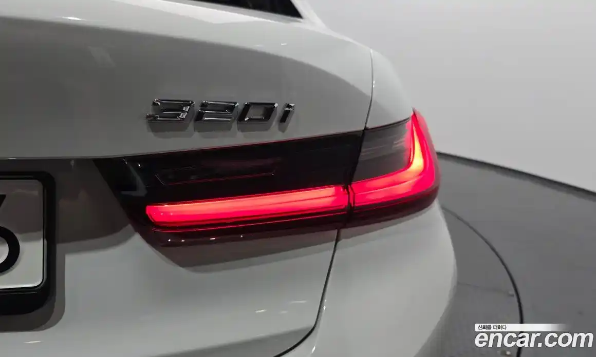BMW 3 серия 2022 2.0 автомат (гидро), фото 8