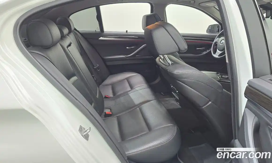 BMW 5 серия 2016 2.0 автомат (гидро), фото 11
