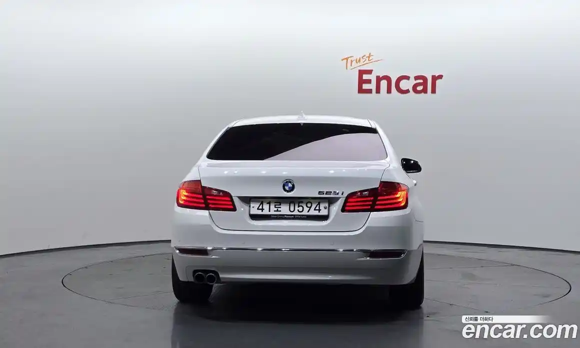 BMW 5 серия 2016 2.0 автомат (гидро), фото 4