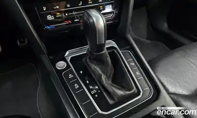 Volkswagen Arteon 2023 2.0 автомат (гидро), миниатюра 11