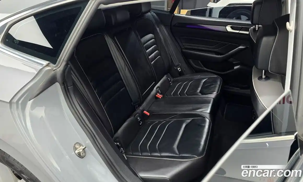 Volkswagen Arteon 2023 2.0 автомат (гидро), фото 15