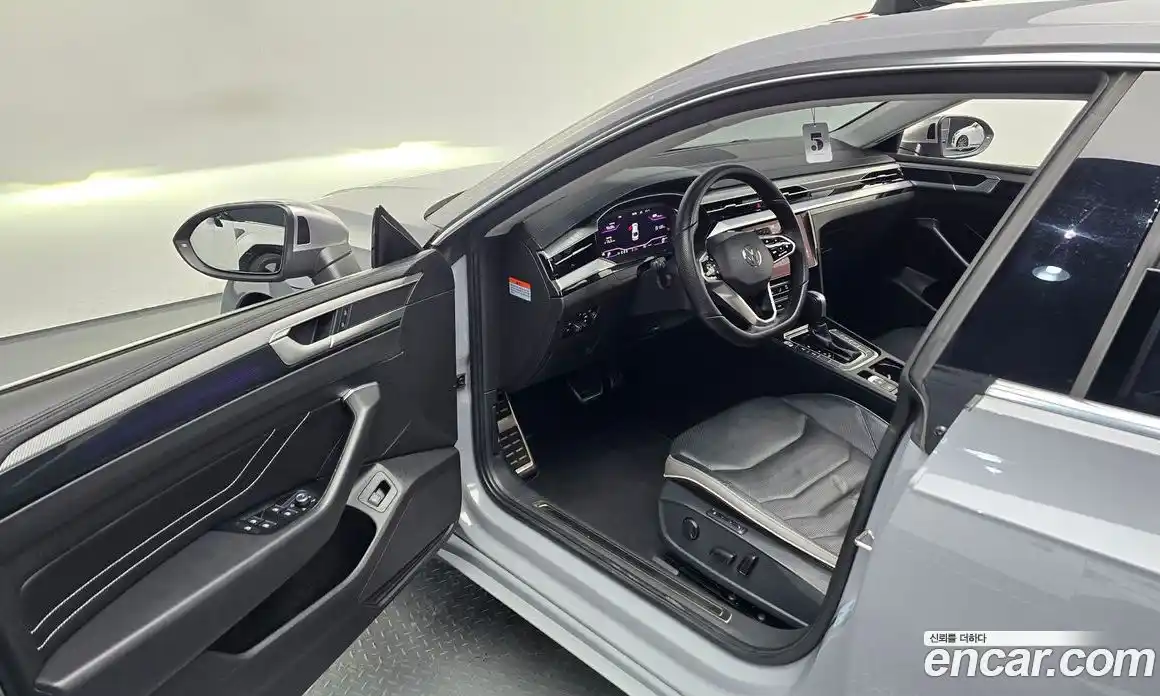 Volkswagen Arteon 2023 2.0 автомат (гидро), фото 16