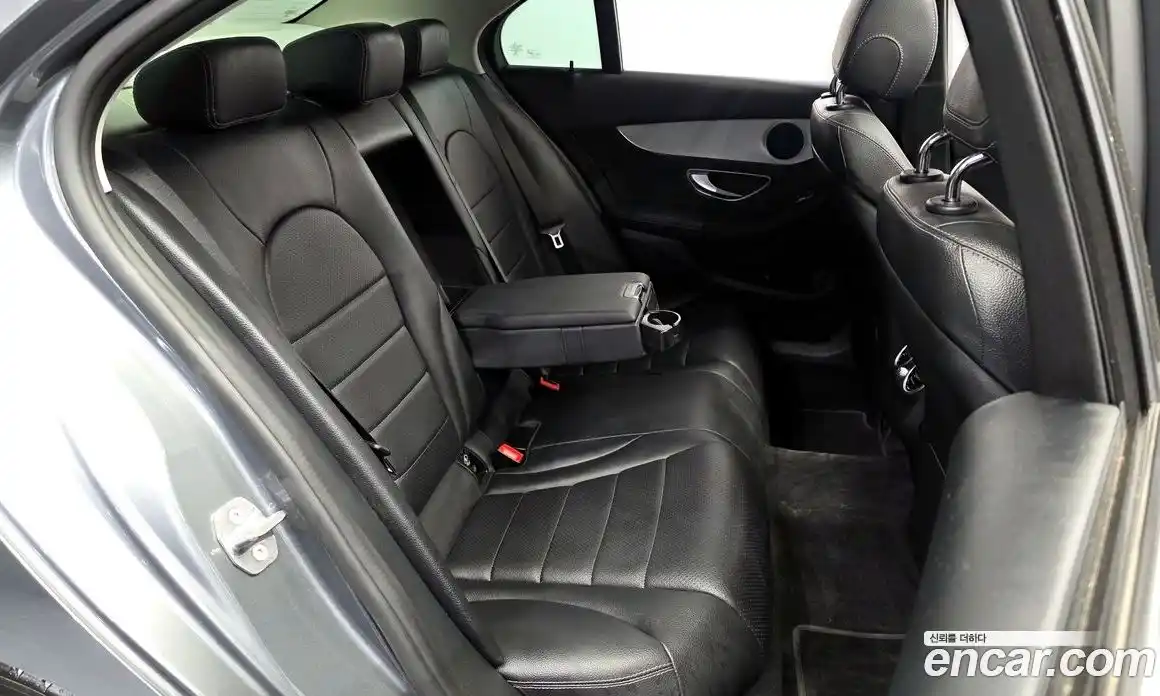 Mercedes-Benz C-Class 2017 2.0 гидро, фото 11 Mercedes-Benz C-Class 2017 2.0 гидро, фото 11