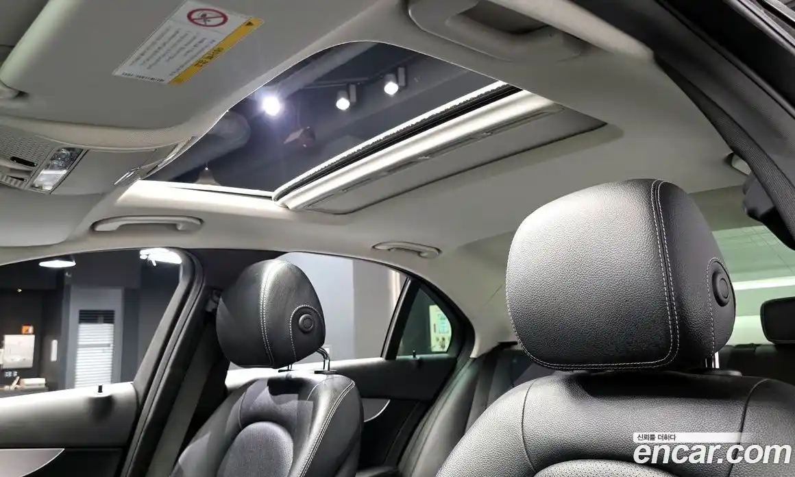 Mercedes-Benz C-Class 2017 2.0 гидро, фото 19 Mercedes-Benz C-Class 2017 2.0 гидро, фото 19