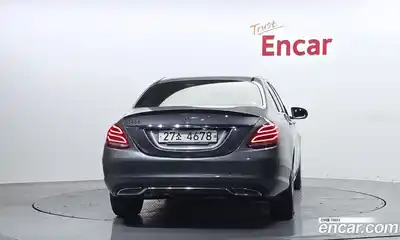 Mercedes-Benz C-Class 2017 2.0 гидро, миниатюра 4 Mercedes-Benz C-Class 2017 2.0 гидро, миниатюра 4