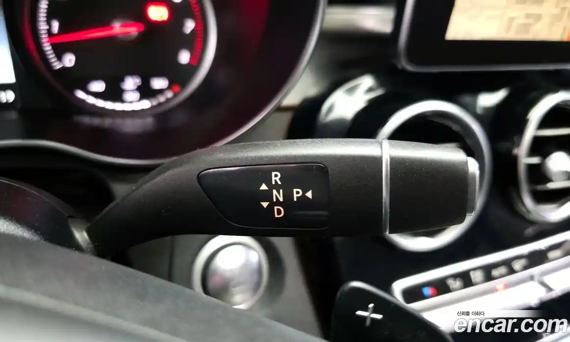 Mercedes-Benz C-Class 2017 2.0 гидро, фото 9 Mercedes-Benz C-Class 2017 2.0 гидро, фото 9