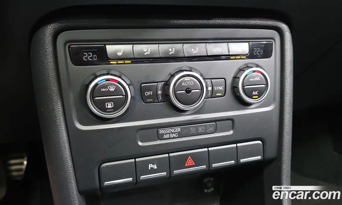 Volkswagen Beatle 2014 2.0 автомат (гидро), фото 14