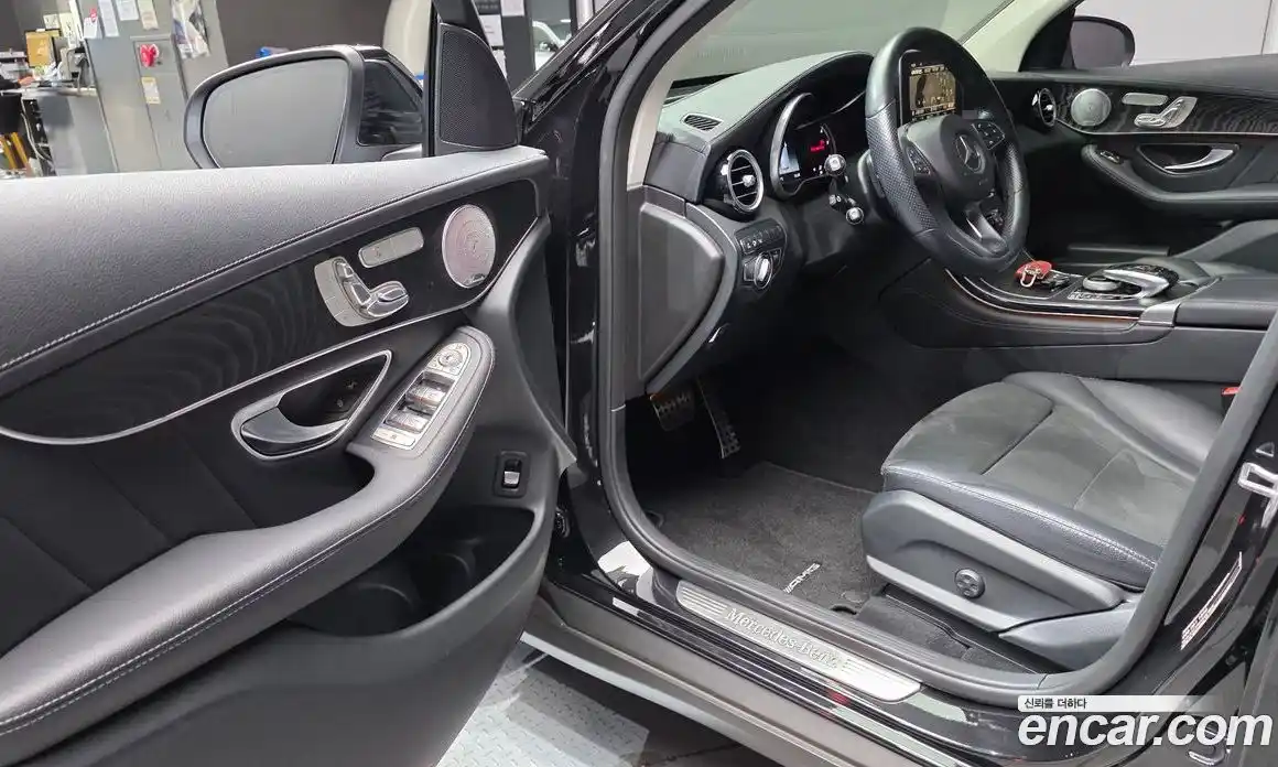 Mercedes-Benz GLC-Class 2018 2.1 гидро, фото 13 Mercedes-Benz GLC-Class 2018 2.1 гидро, фото 13