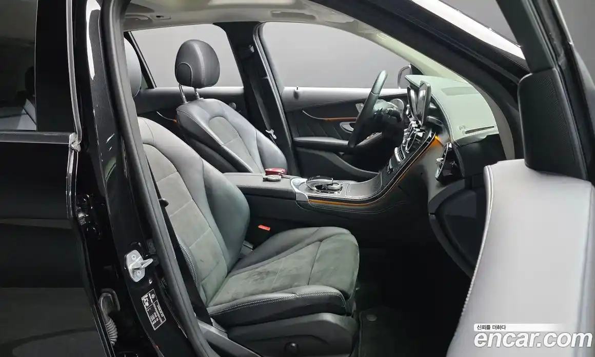 Mercedes-Benz GLC-Class 2018 2.1 гидро, фото 16 Mercedes-Benz GLC-Class 2018 2.1 гидро, фото 16