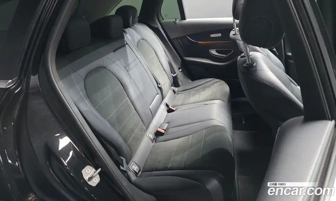 Mercedes-Benz GLC-Class 2018 2.1 гидро, фото 17 Mercedes-Benz GLC-Class 2018 2.1 гидро, фото 17