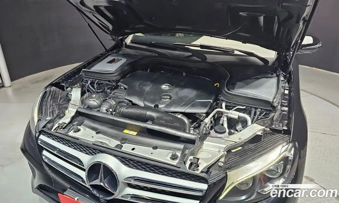 Mercedes-Benz GLC-Class 2018 2.1 гидро, фото 6 Mercedes-Benz GLC-Class 2018 2.1 гидро, фото 6