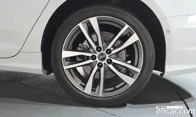 Audi A6 2022 2.0 автомат (гидро), миниатюра 6