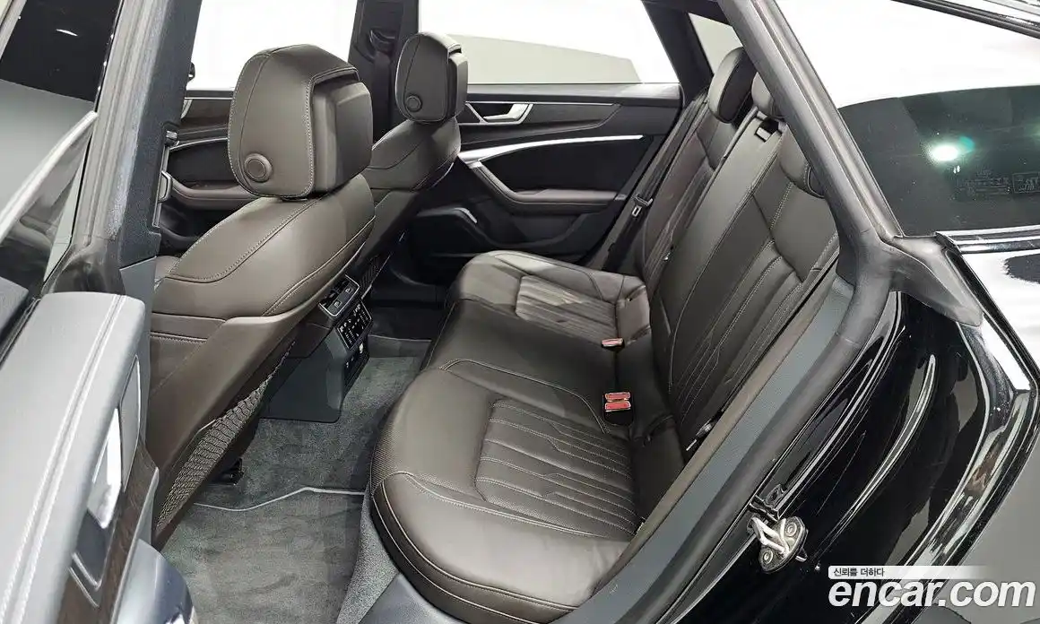Audi A7 2020 3.0 автомат (гидро), фото 16