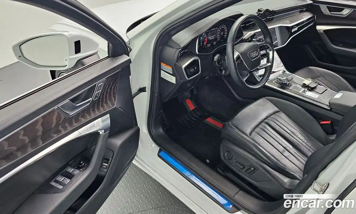 Audi A6 2021 2.0 автомат (гидро), фото 10