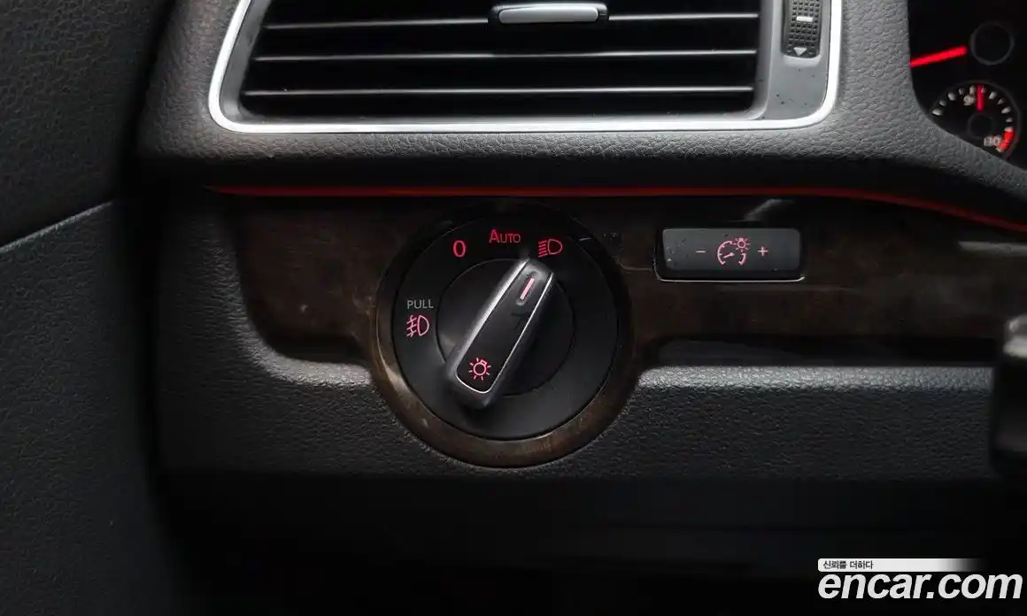 Volkswagen Passat 2015 1.8 автомат (гидро), фото 16