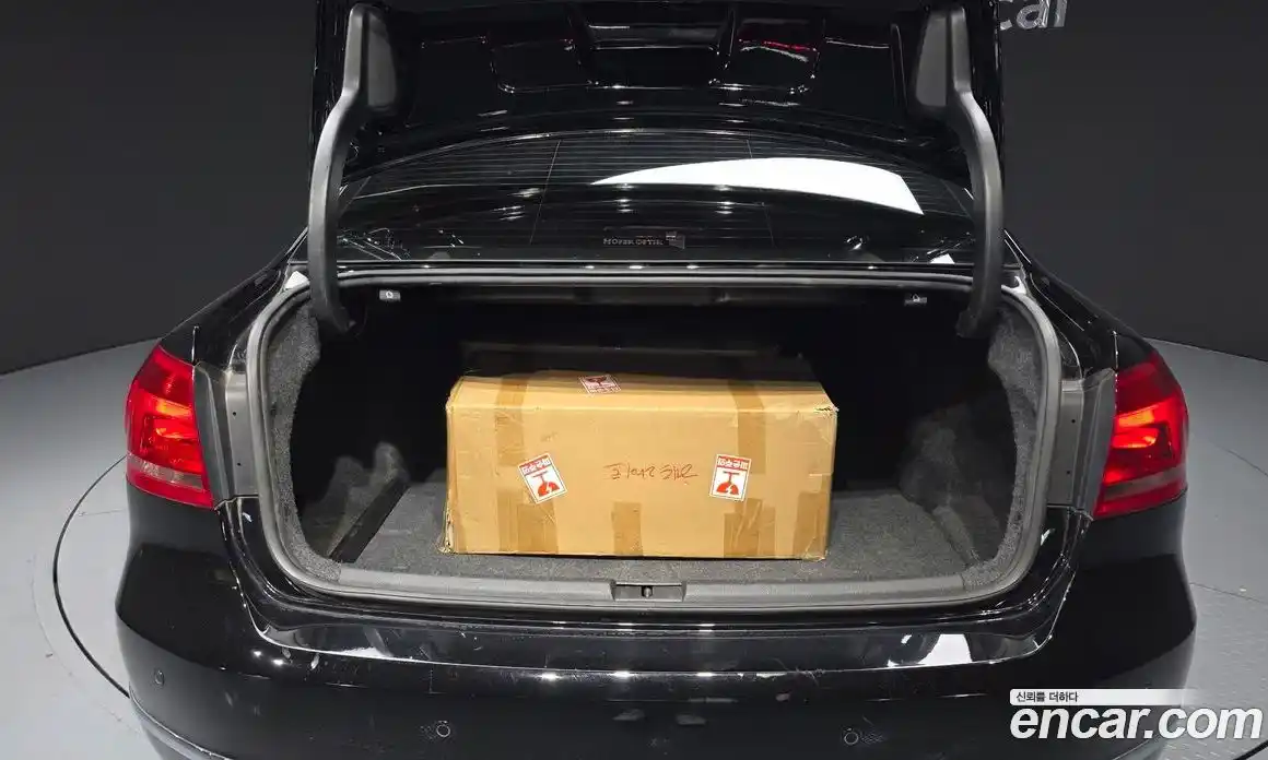 Volkswagen Passat 2015 1.8 автомат (гидро), фото 19
