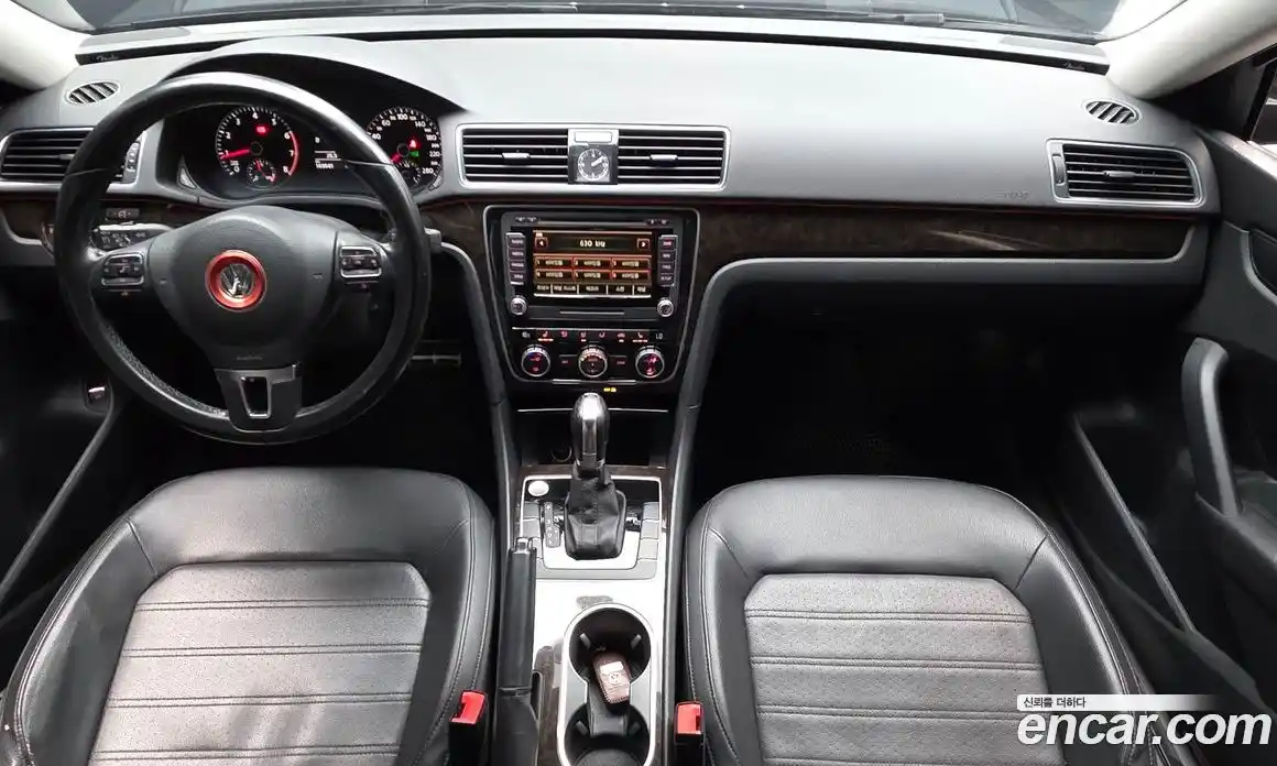 Volkswagen Passat 2015 1.8 автомат (гидро), фото 7