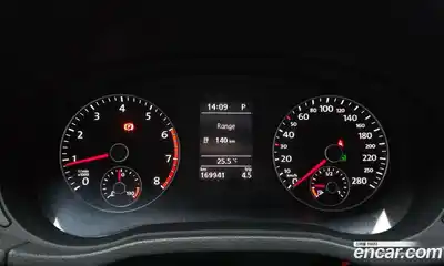 Volkswagen Passat 2015 1.8 автомат (гидро), миниатюра 8