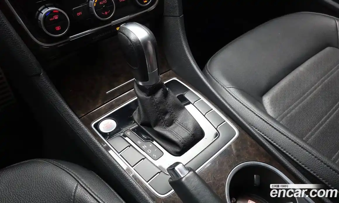 Volkswagen Passat 2015 1.8 автомат (гидро), фото 9