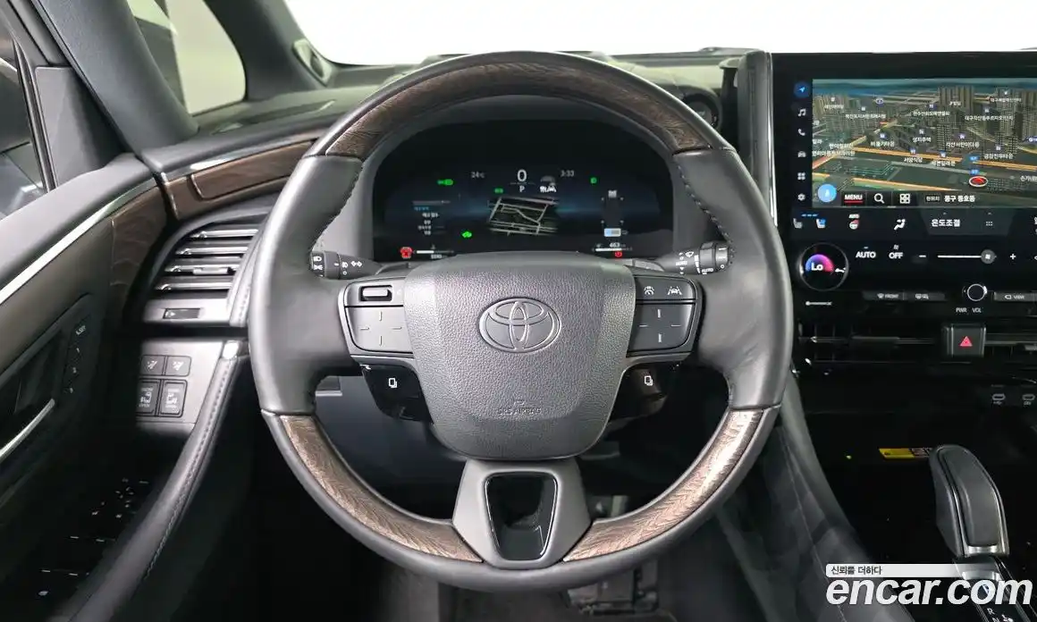 Toyota Alphard 2025 2.5 автомат (гидро), фото 17 Toyota Alphard 2025 2.5 автомат (гидро), фото 17