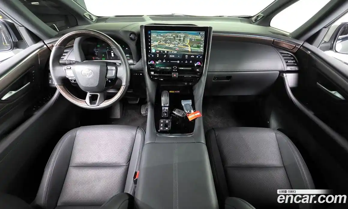 Toyota Alphard 2025 2.5 автомат (гидро), фото 9 Toyota Alphard 2025 2.5 автомат (гидро), фото 9