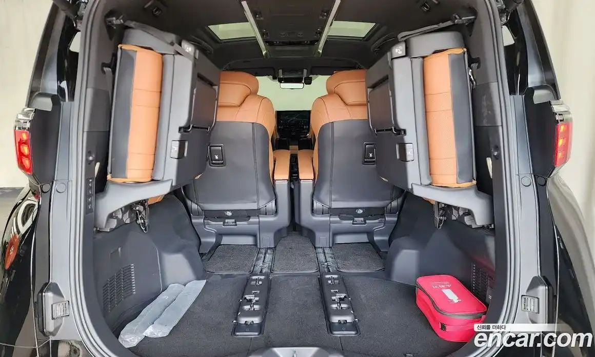 Toyota Alphard 2025 2.5 автомат (гидро), фото 21 Toyota Alphard 2025 2.5 автомат (гидро), фото 21