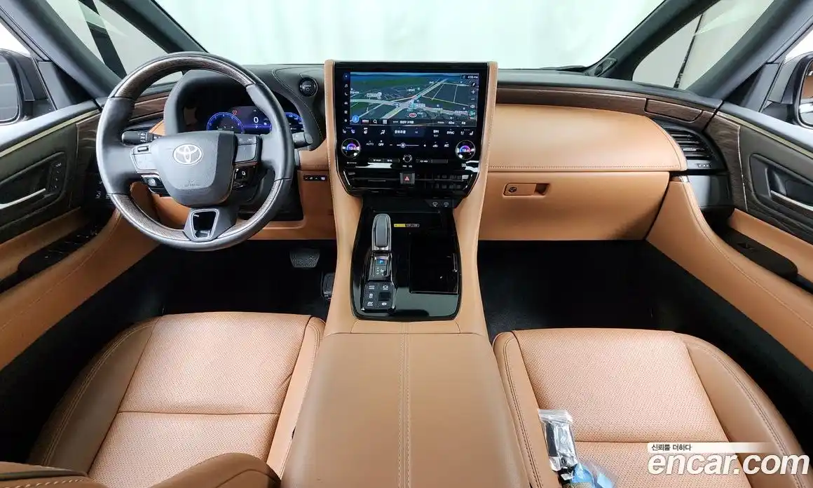 Toyota Alphard 2025 2.5 автомат (гидро), фото 8 Toyota Alphard 2025 2.5 автомат (гидро), фото 8