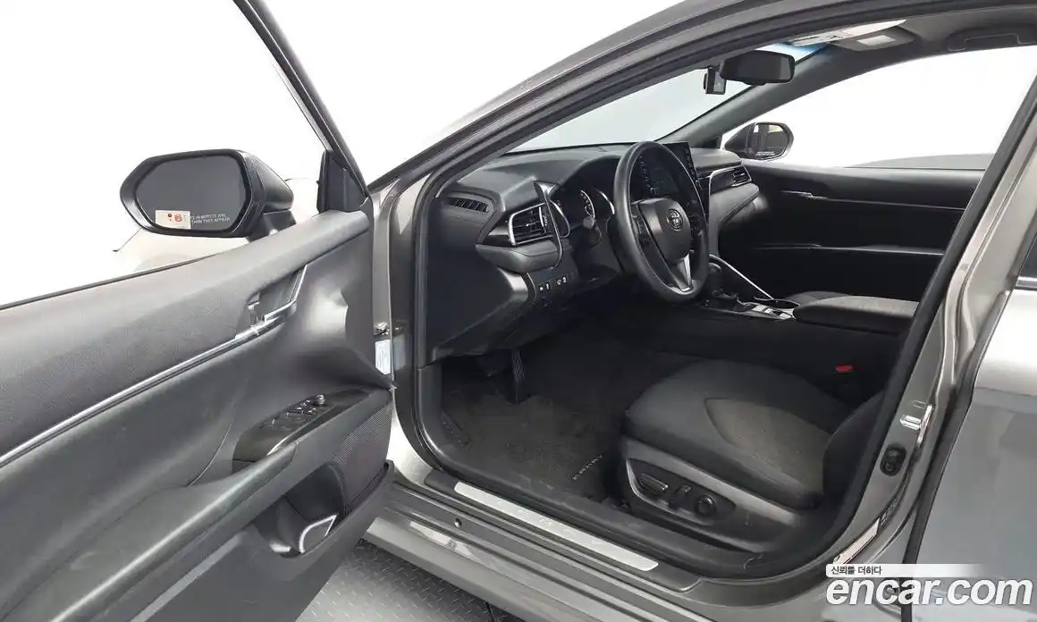 Toyota Camry 2022 2.5 автомат (гидро), фото 10 Toyota Camry 2022 2.5 автомат (гидро), фото 10