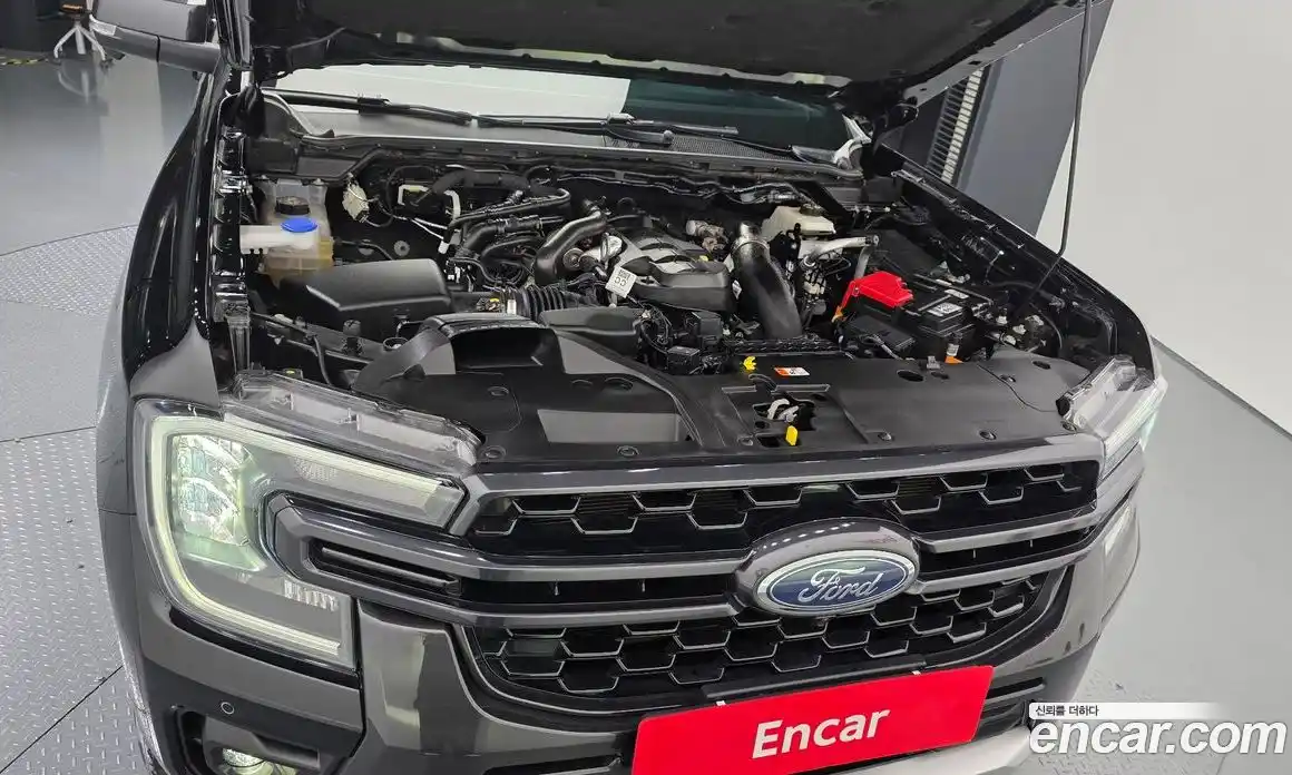 Ford Ranger 2023 2.0 автомат (гидро), фото 6