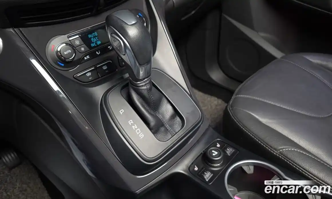 Ford Kuga 2016 2.0 автомат (гидро), фото 9