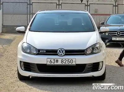 Volkswagen Golf, 2011, 260 000 км
