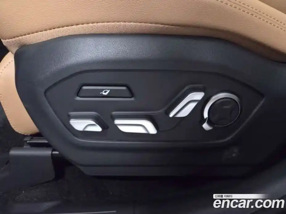 Hyundai Santa Fe 2026 1.6 автомат (гидро), фото 12