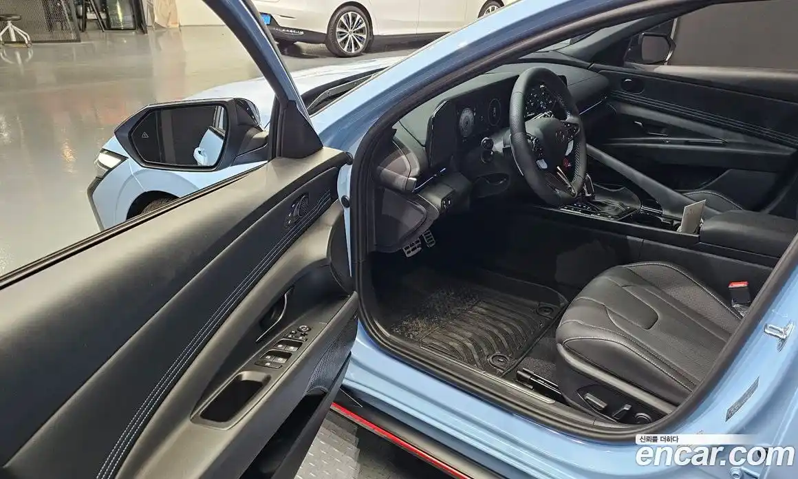 Hyundai Avante 2026 2.0 автомат (гидро), фото 13