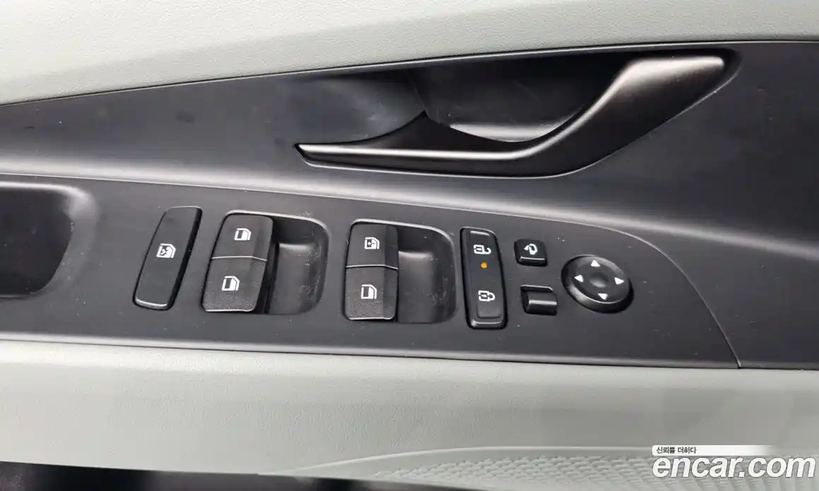 Hyundai Avante 2024 1.6 автомат (гидро), фото 26