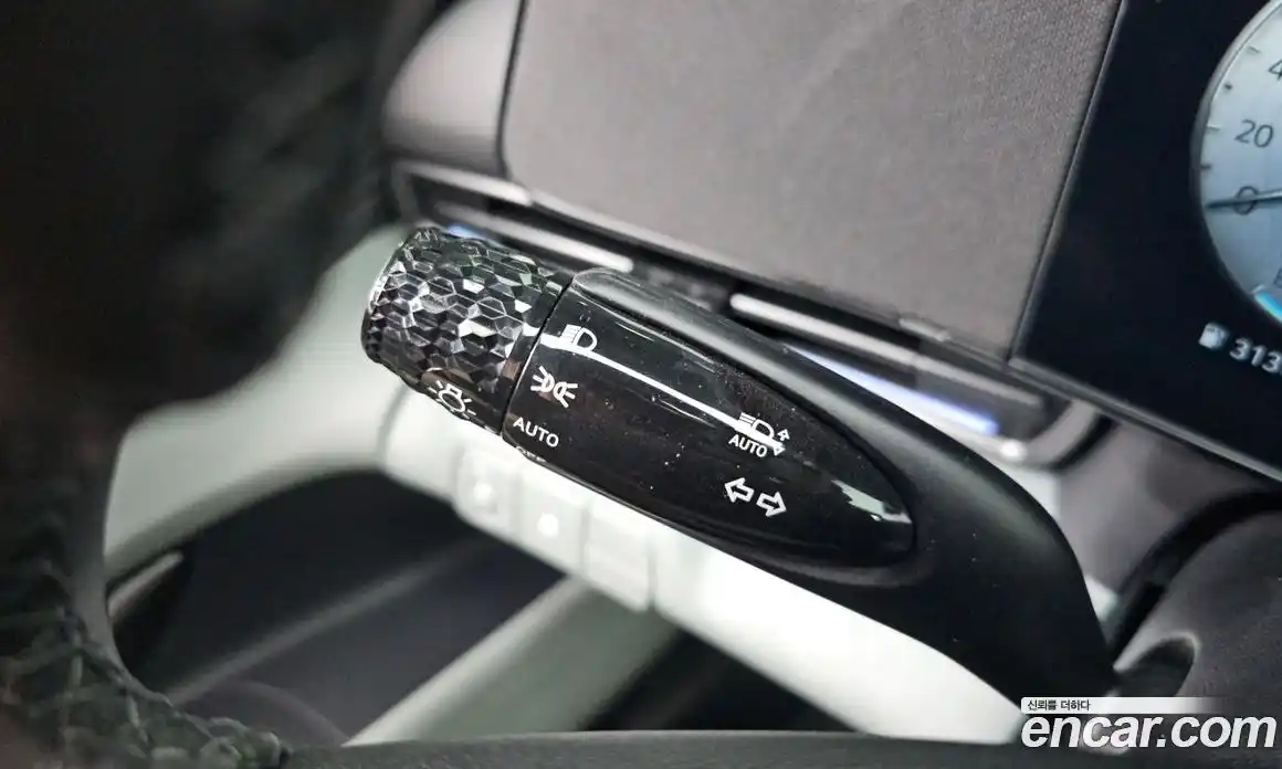Hyundai Avante 2024 1.6 автомат (гидро), фото 28