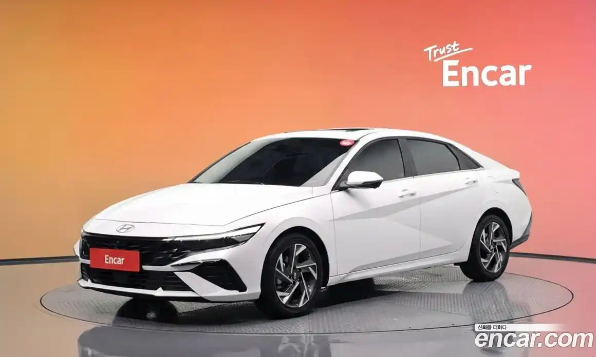 Hyundai Avante 2024 1.6 автомат (гидро), фото 32